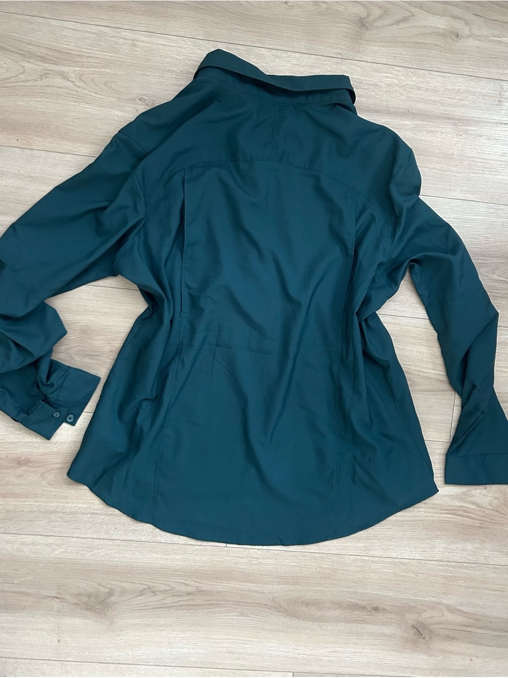 Columbia Women's Deep Teal Long-Sleeve Button Down Shirt - Picture 4 of 4